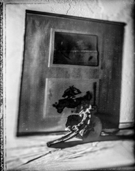 Beauty distorts — 073A1042