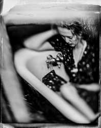 Beauty distorts — 073A1057