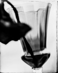 Beauty distorts — 073A1049